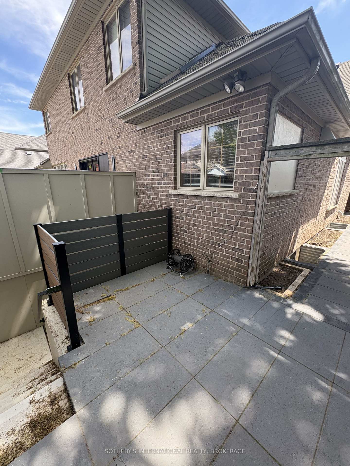 Photo 4 of 71 Stella Street, Pelham, Fonthill — HOMEH