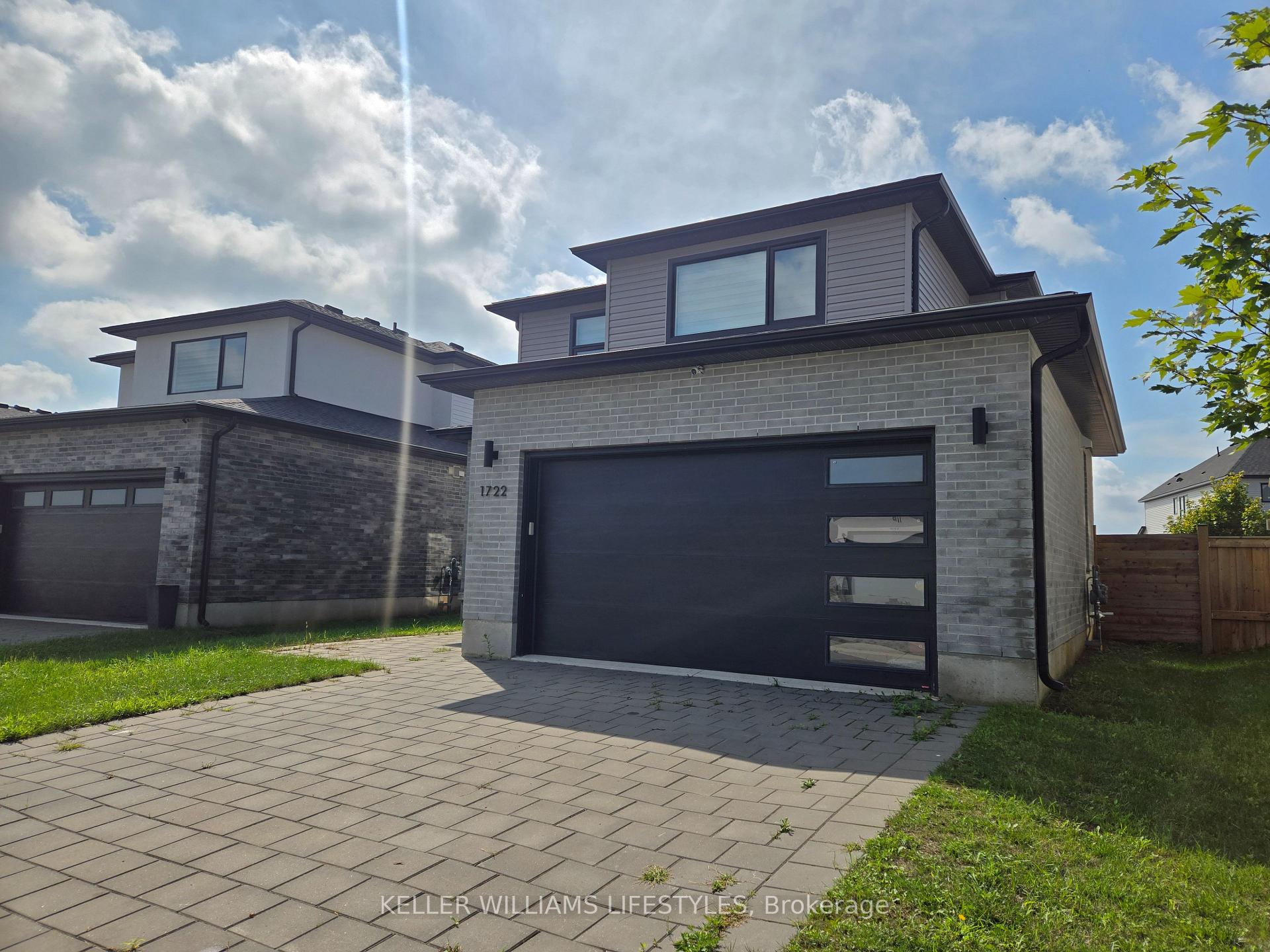Photo 3 of 1722 Applerock Avenue, London, North S — HOMEH