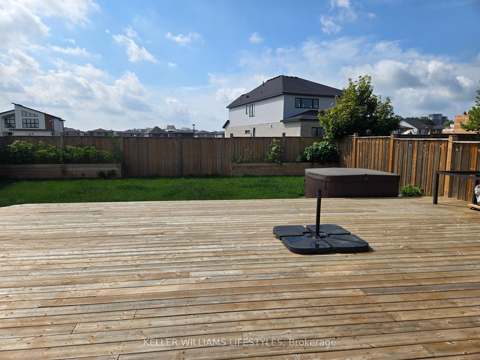 Photo 22 of 1722 Applerock Avenue, London, North S — HOMEH