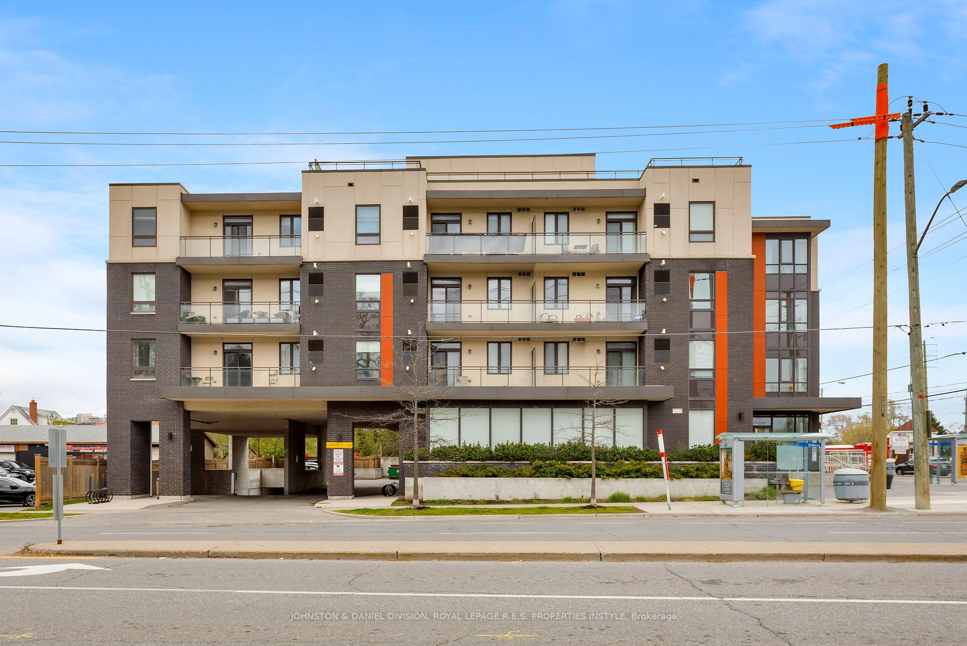Photo of Unit 408, 3560 St. Clair Avenue E