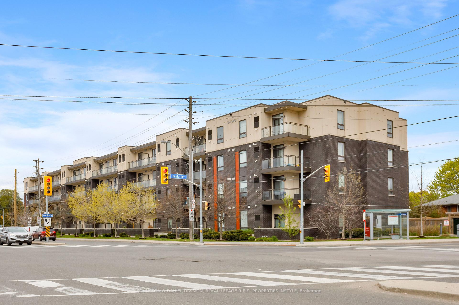 Photo 2 of Unit 408, 3560 St. Clair Avenue E, Scarborough, Kennedy Park — HOMEH