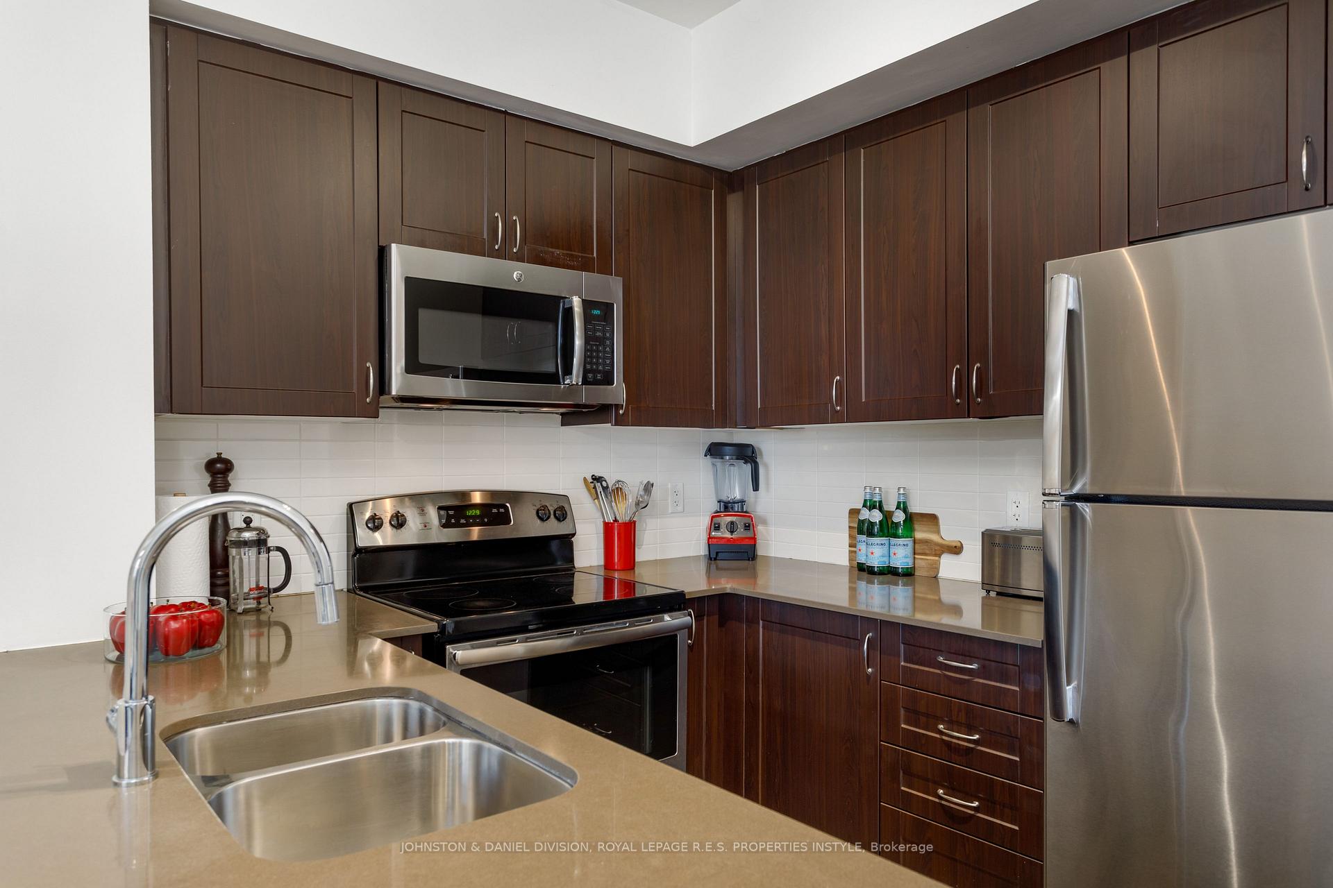 Photo 9 of Unit 408, 3560 St. Clair Avenue E, Scarborough, Kennedy Park — HOMEH