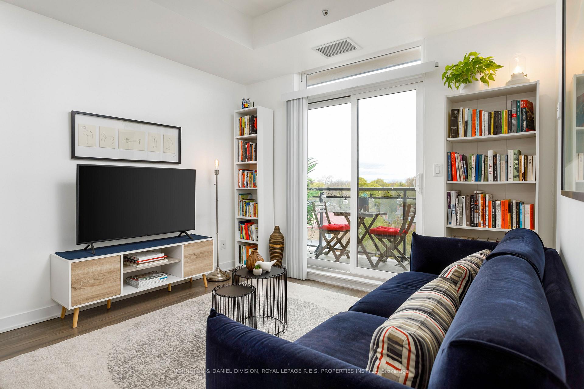 Photo 14 of Unit 408, 3560 St. Clair Avenue E, Scarborough, Kennedy Park — HOMEH