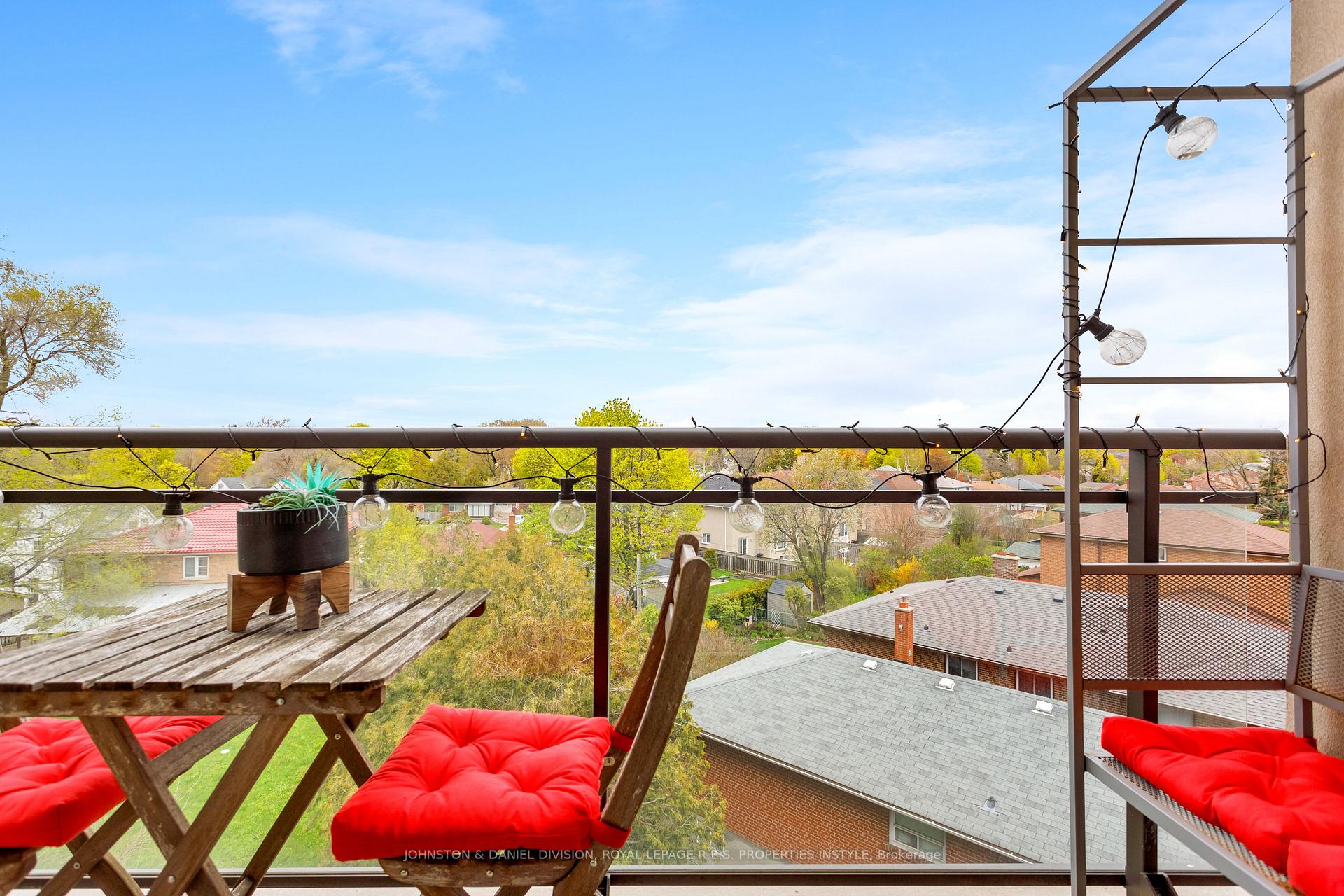 Photo 17 of Unit 408, 3560 St. Clair Avenue E, Scarborough, Kennedy Park — HOMEH