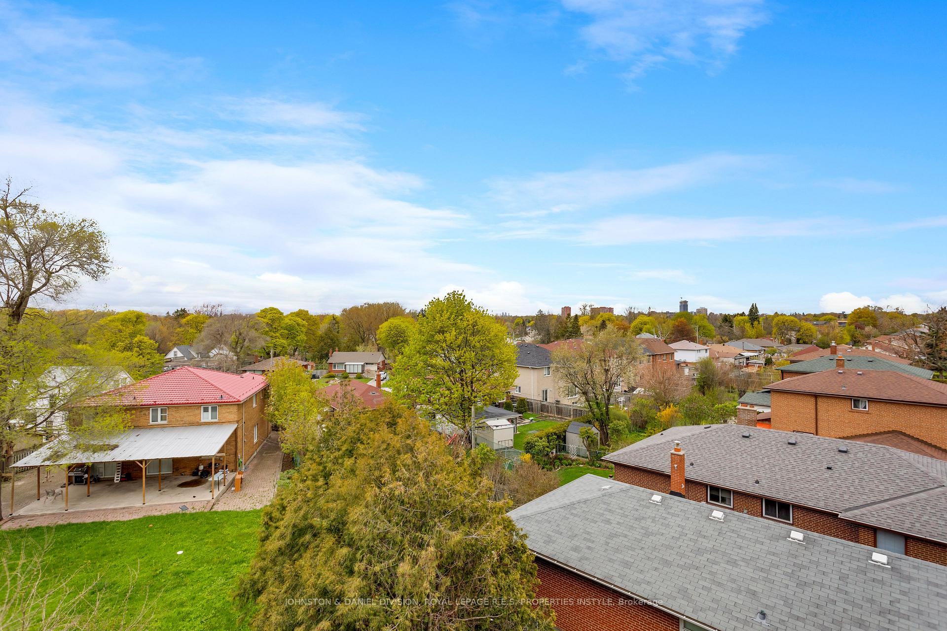 Photo 20 of Unit 408, 3560 St. Clair Avenue E, Scarborough, Kennedy Park — HOMEH