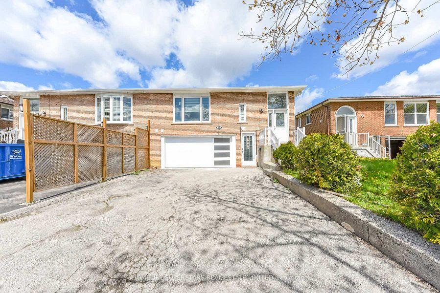 Photo 4 of Unit Basement, 47 Jade Crescent, Brampton, Northgate — HOMEH