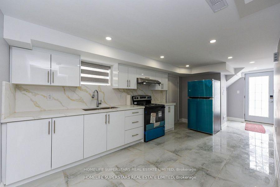 Photo 6 of Unit Basement, 47 Jade Crescent, Brampton, Northgate — HOMEH