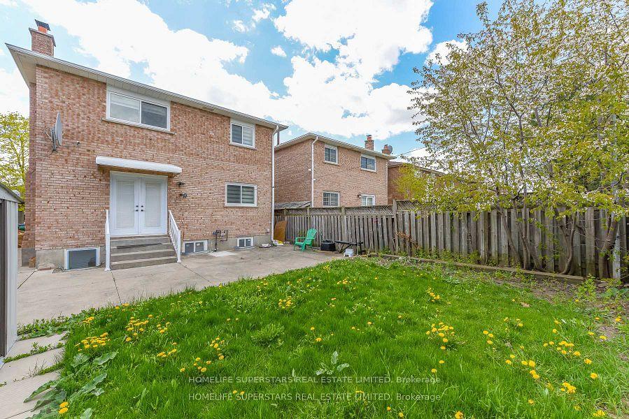 Photo 17 of Unit Basement, 47 Jade Crescent, Brampton, Northgate — HOMEH