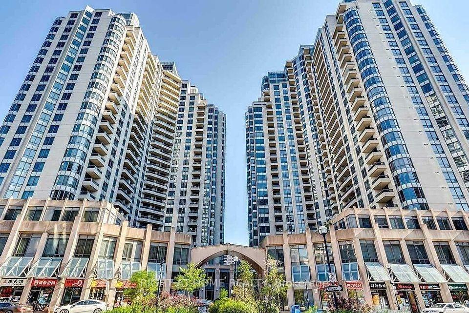 Front of Unit 2515, 15 Northtown Way