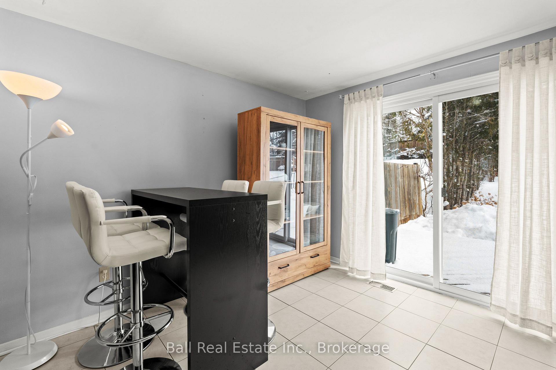 Photo 12 of 2048 Walker Avenue, Peterborough, Ashburnham Ward 4 — HOMEH