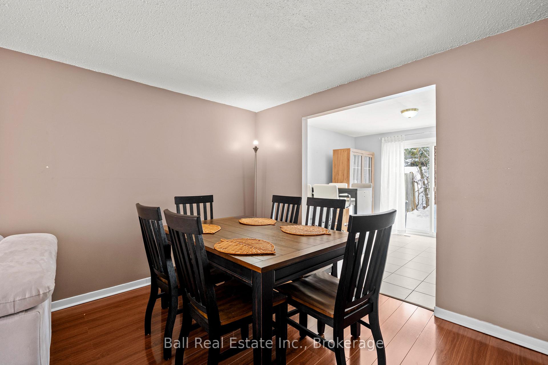 Photo 14 of 2048 Walker Avenue, Peterborough, Ashburnham Ward 4 — HOMEH