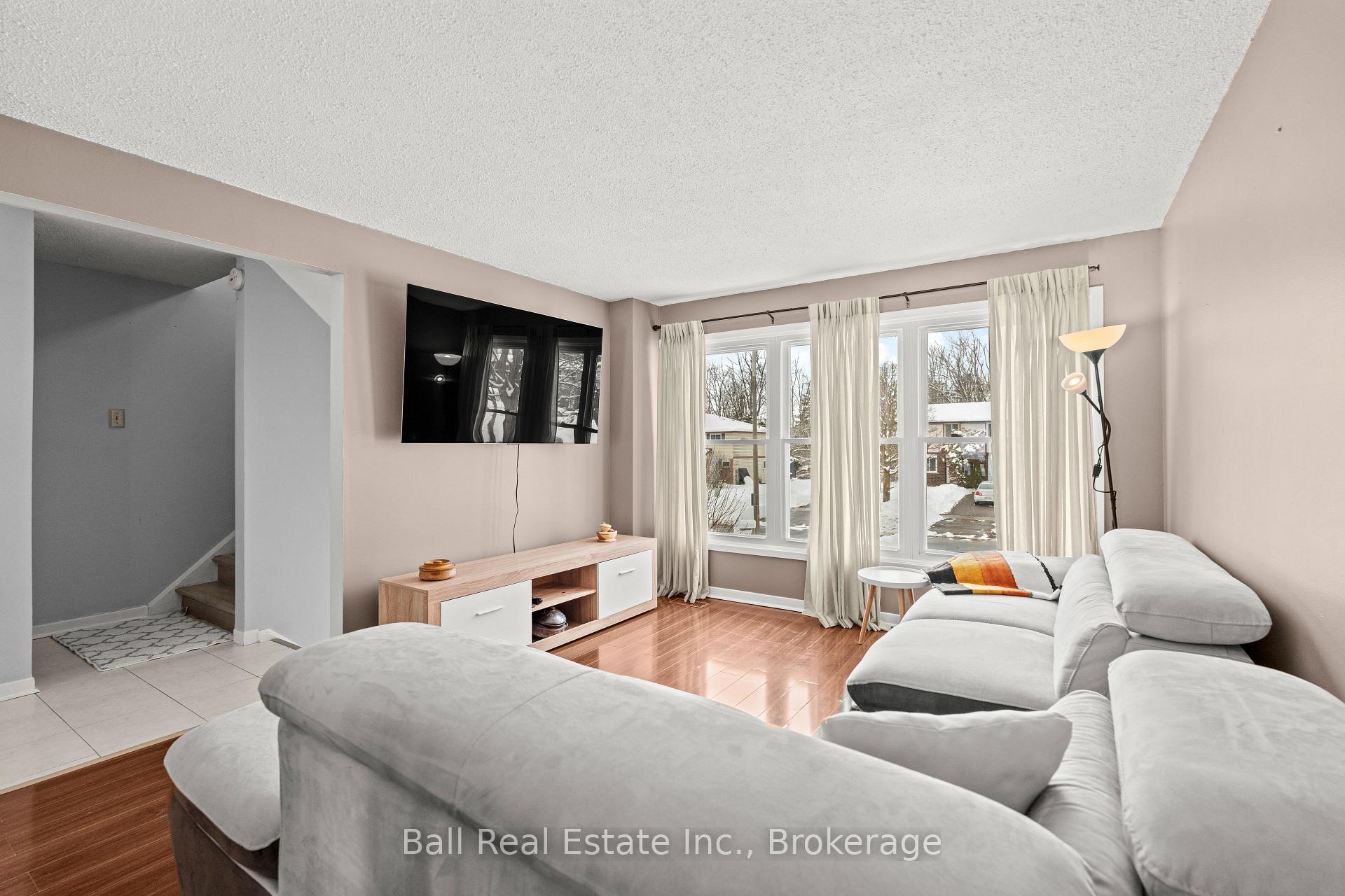 Photo 19 of 2048 Walker Avenue, Peterborough, Ashburnham Ward 4 — HOMEH