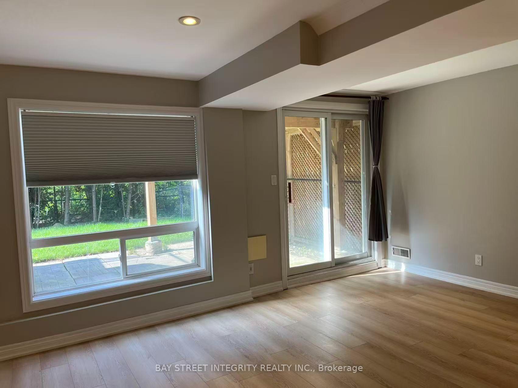 Photo 25 of 355 Ravineview Way, Oakville, Wedgewood Creek — HOMEH