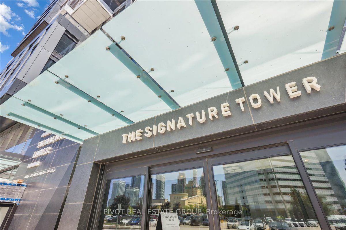 Photo 4 of Unit 907, 4015 The Exchange, Mississauga, City Centre — HOMEH
