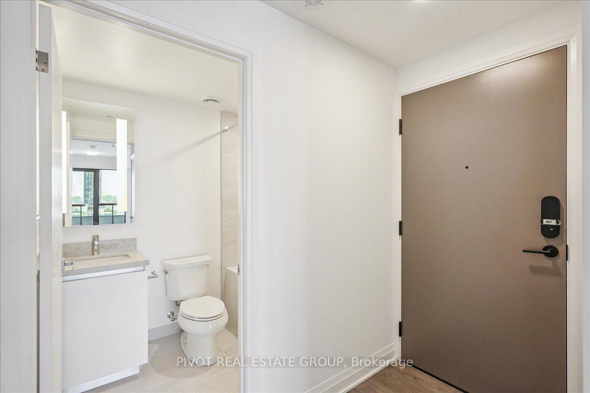 Photo 12 of Unit 907, 4015 The Exchange, Mississauga, City Centre — HOMEH
