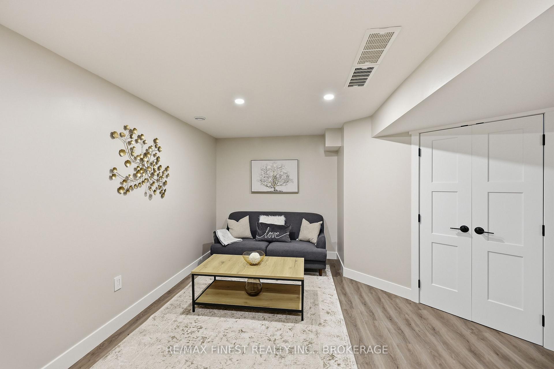Photo 33 of 119 Kanvers Way, Greater Napanee, Greater Napanee — HOMEH