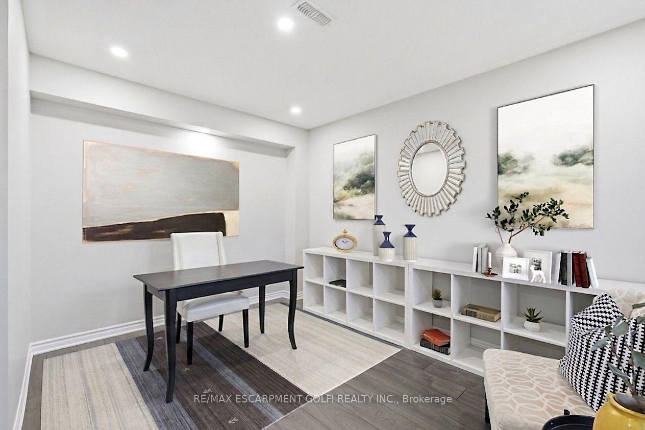 Photo 7 of Unit 15, 230 Avonsyde Boulevard, Hamilton, Waterdown — HOMEH