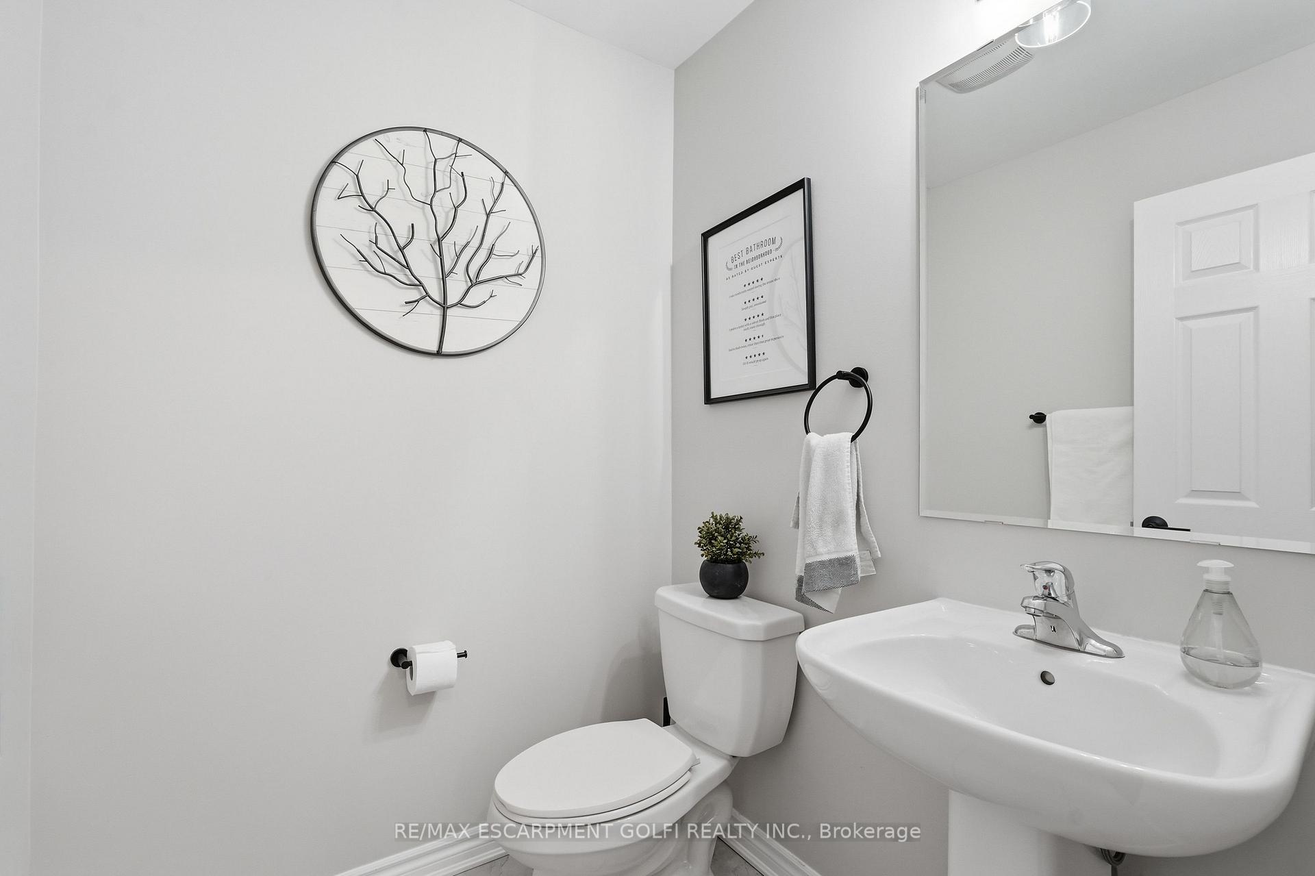 Photo 17 of Unit 15, 230 Avonsyde Boulevard, Hamilton, Waterdown — HOMEH