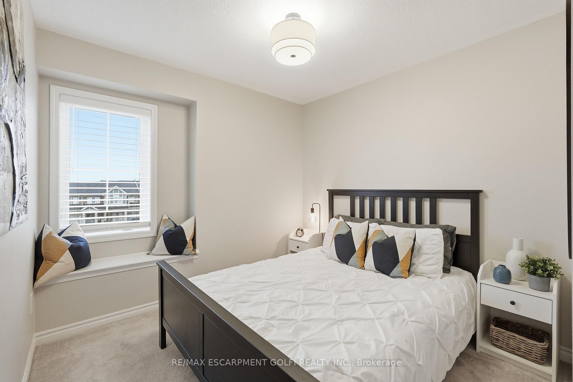 Photo 21 of Unit 15, 230 Avonsyde Boulevard, Hamilton, Waterdown — HOMEH