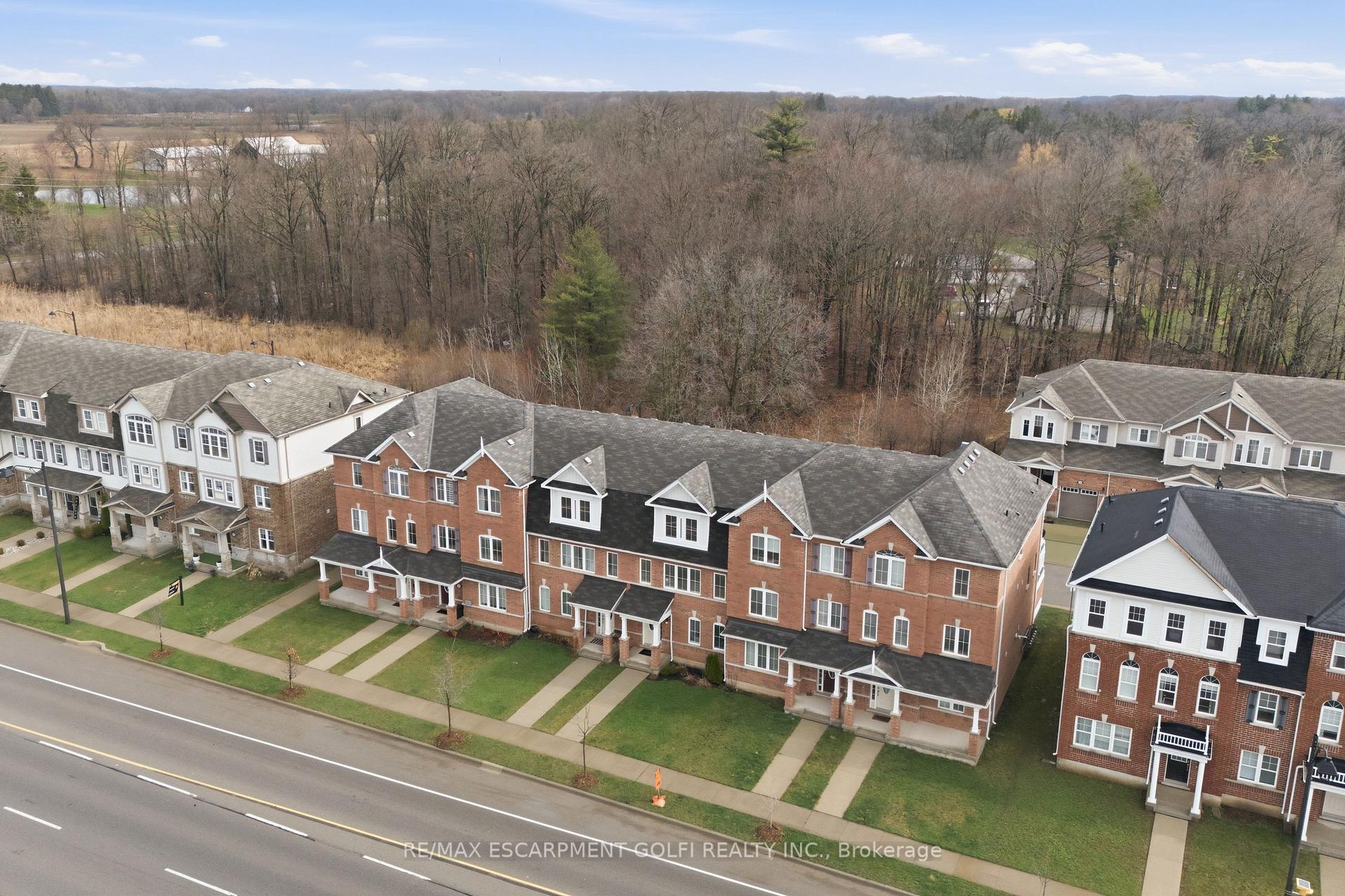 Photo 32 of Unit 15, 230 Avonsyde Boulevard, Hamilton, Waterdown — HOMEH