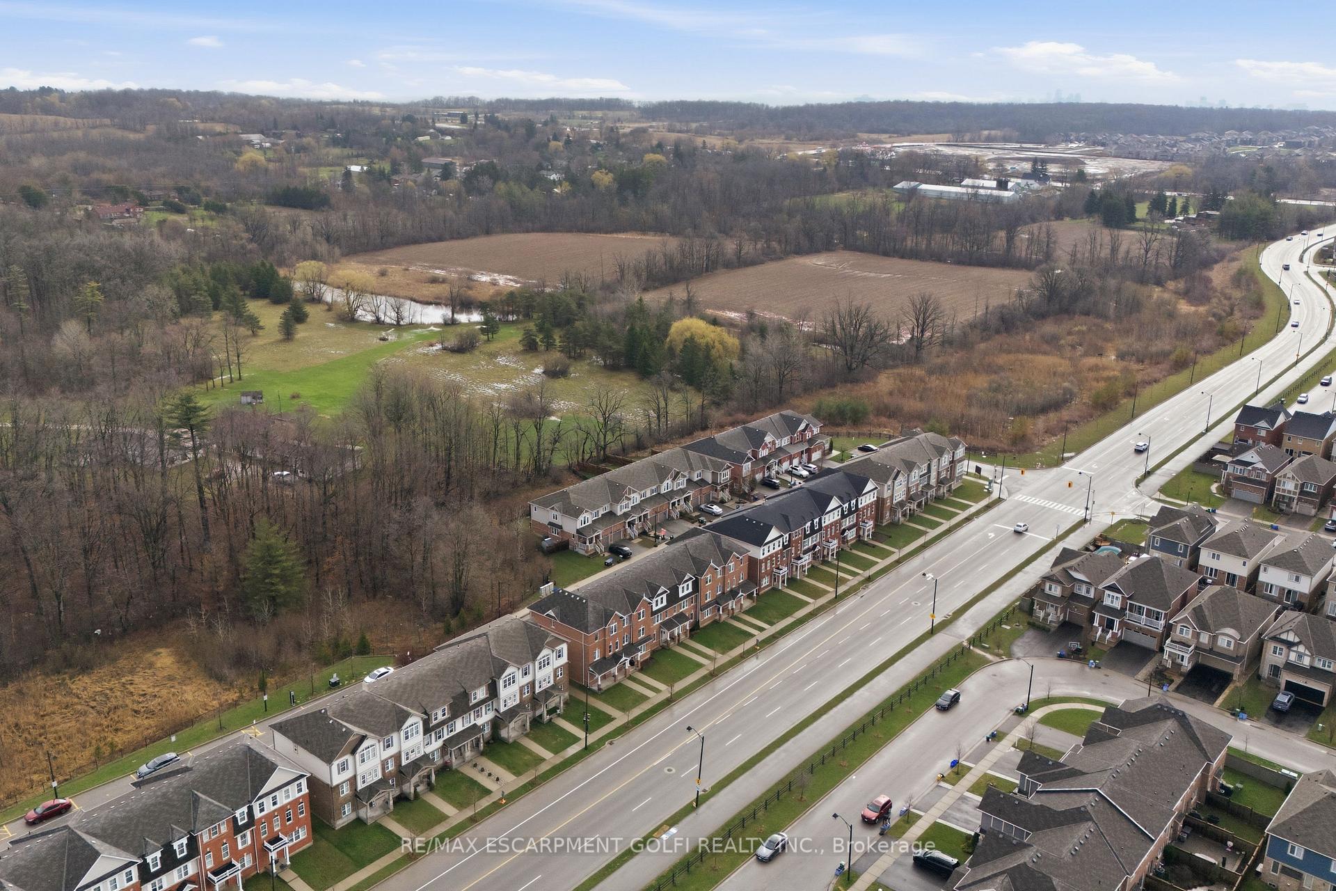 Photo 35 of Unit 15, 230 Avonsyde Boulevard, Hamilton, Waterdown — HOMEH