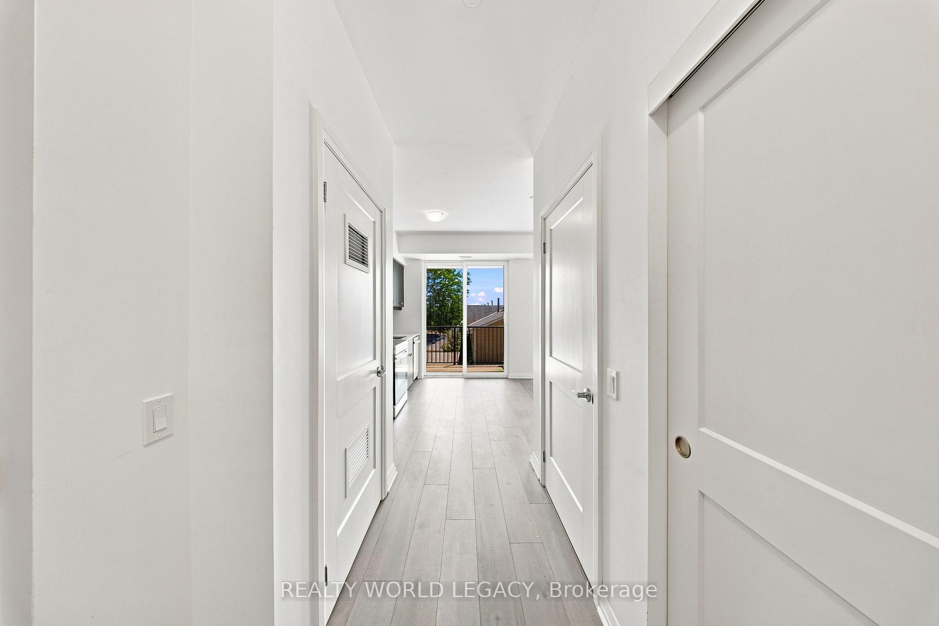 Photo 8 of Unit 215, 101 Golden Eagle Road, Waterloo, North Lakeshore — HOMEH