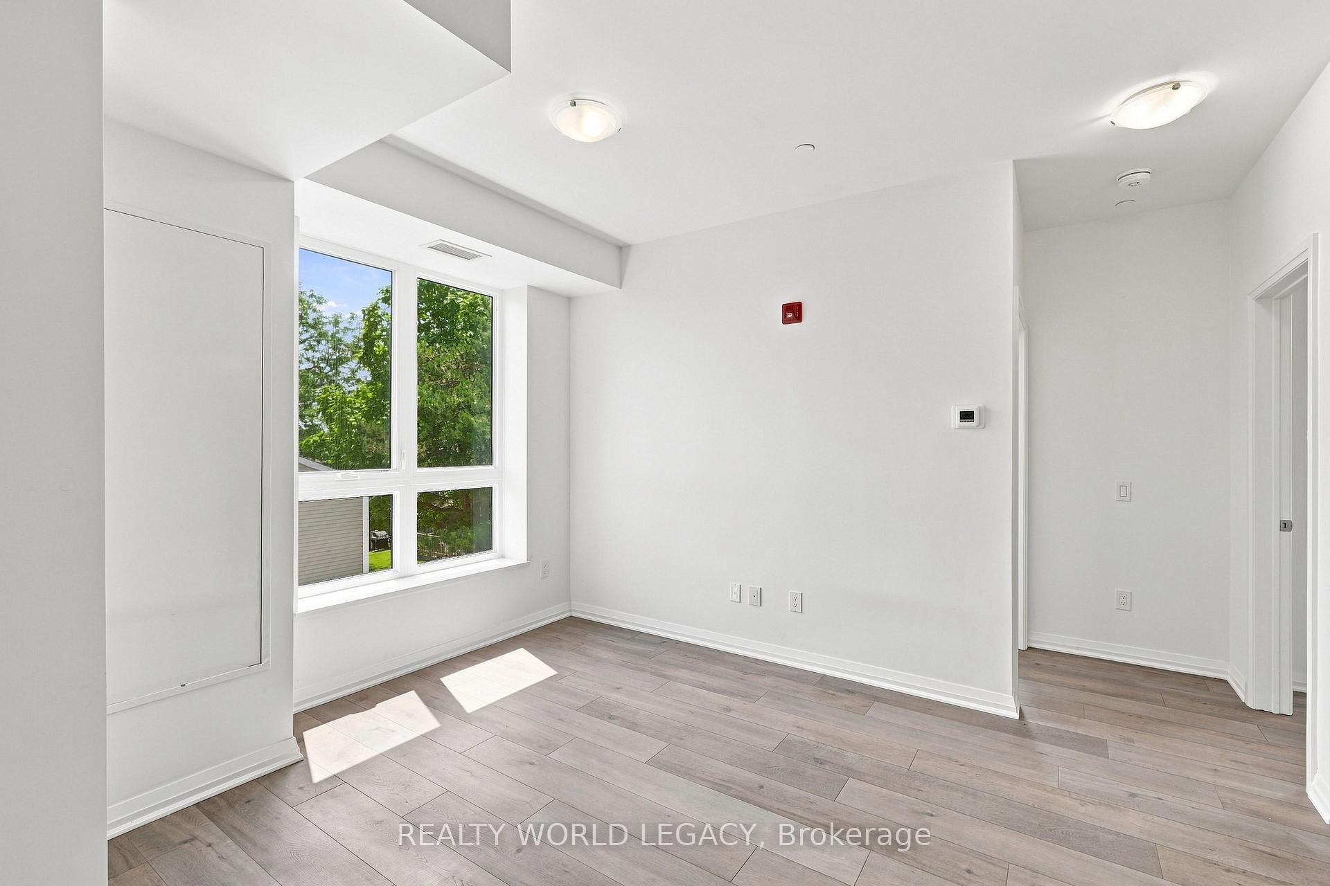 Photo 17 of Unit 215, 101 Golden Eagle Road, Waterloo, North Lakeshore — HOMEH