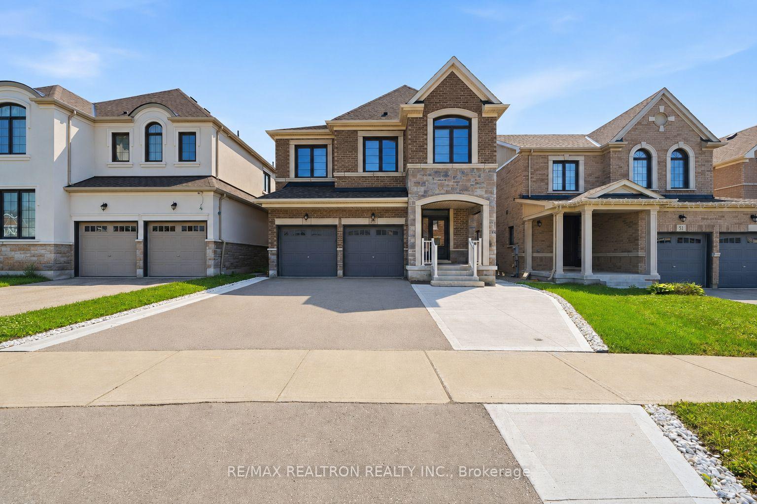 Front of Unit B, 55 Bartram Crescent