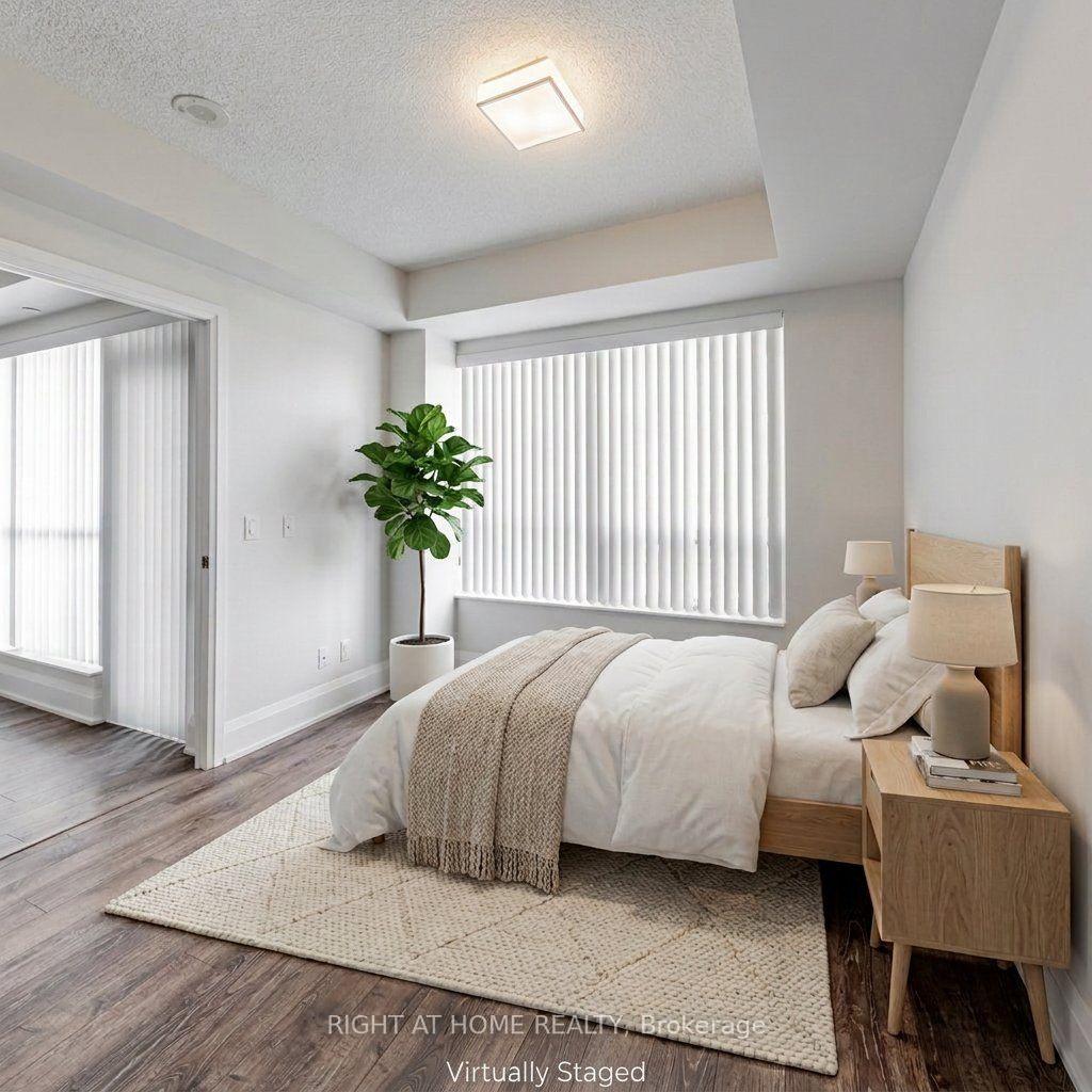 Photo 6 of Unit 521, 120 Harrison Garden Blvd, North York, Willowdale East — HOMEH