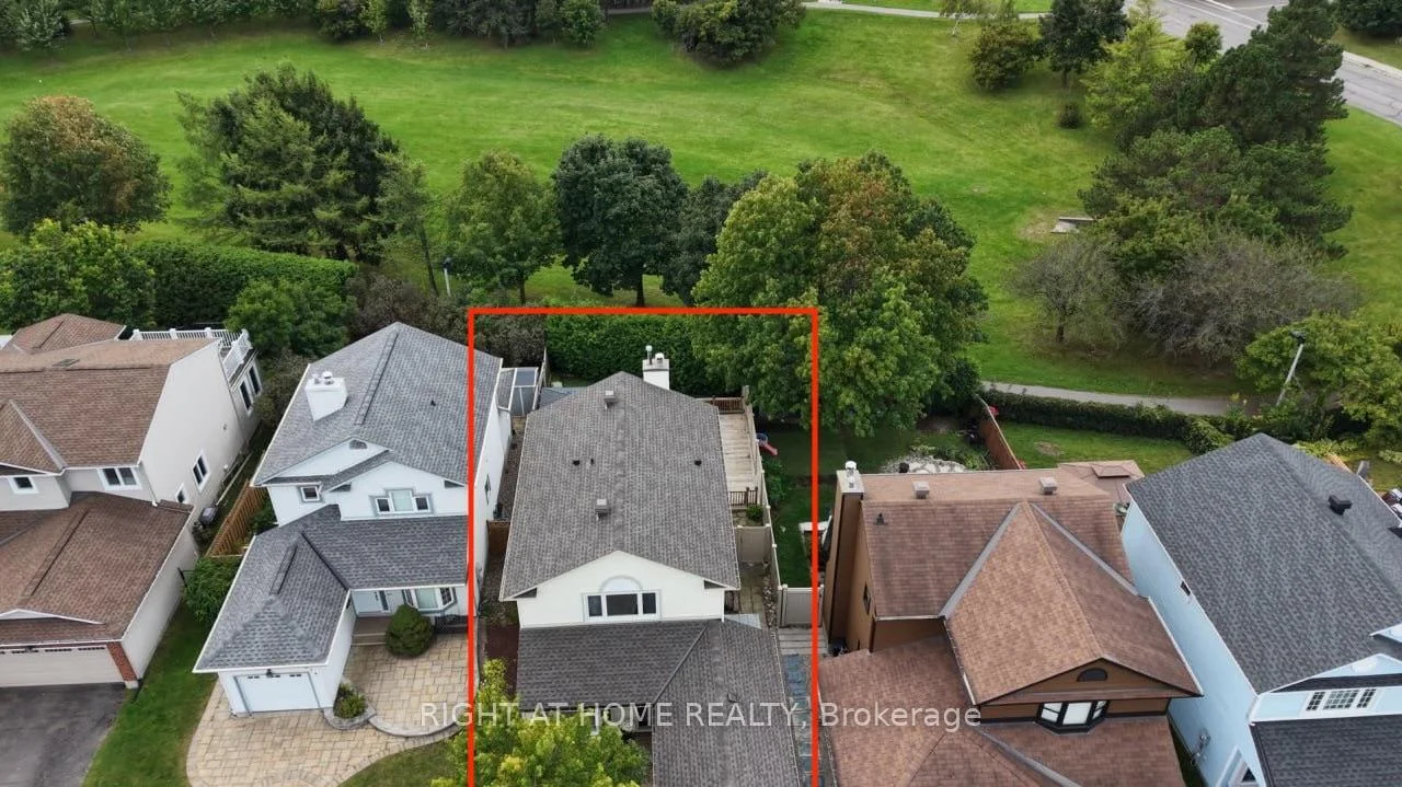Photo 60 of 672 Farmbrook Crescent, Ottawa, Fallingbrook/Ridgemount — HOMEH