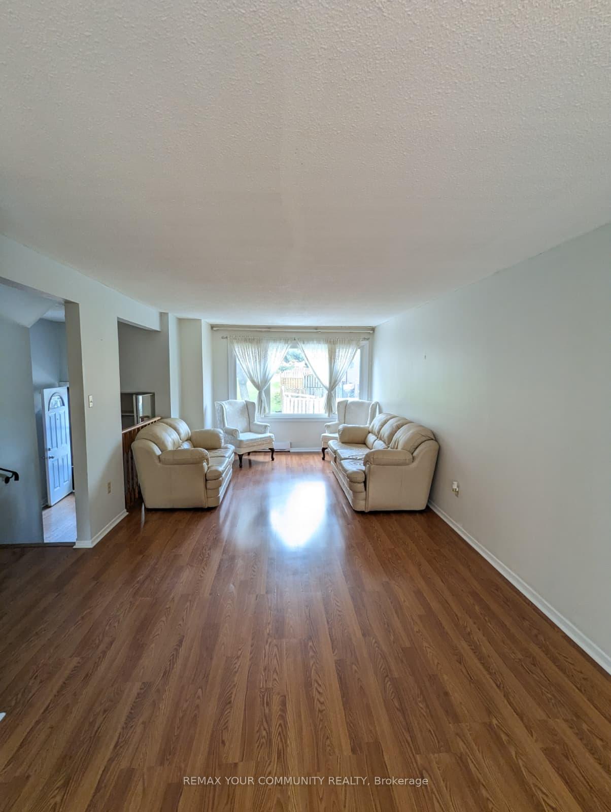 Photo 4 of Unit 4, 765 Oklahoma Drive, Pickering, West Shore — HOMEH