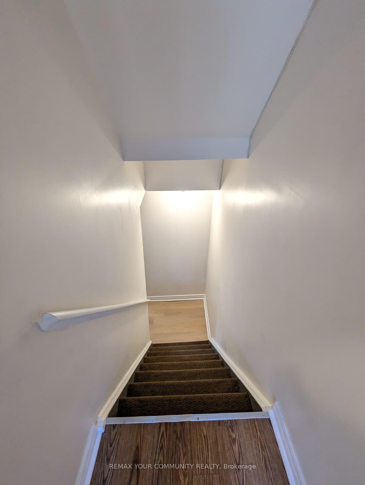 Photo 13 of Unit 4, 765 Oklahoma Drive, Pickering, West Shore — HOMEH