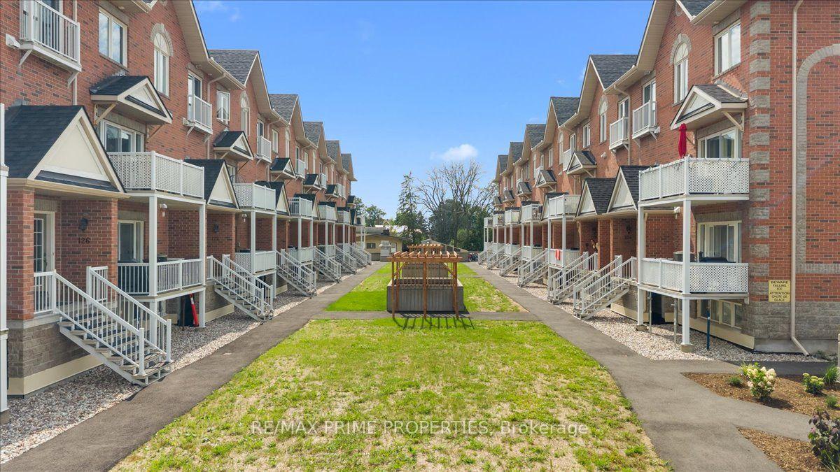 Photo 2 of Unit 117, 3265 St Joseph Boulevard, Ottawa, Bilberry Creek/Queenswood Heights — HOMEH