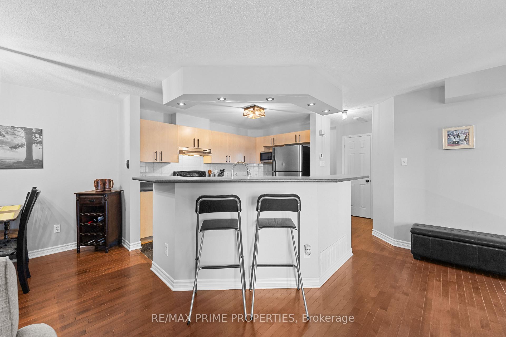 Photo 8 of Unit 117, 3265 St Joseph Boulevard, Ottawa, Bilberry Creek/Queenswood Heights — HOMEH