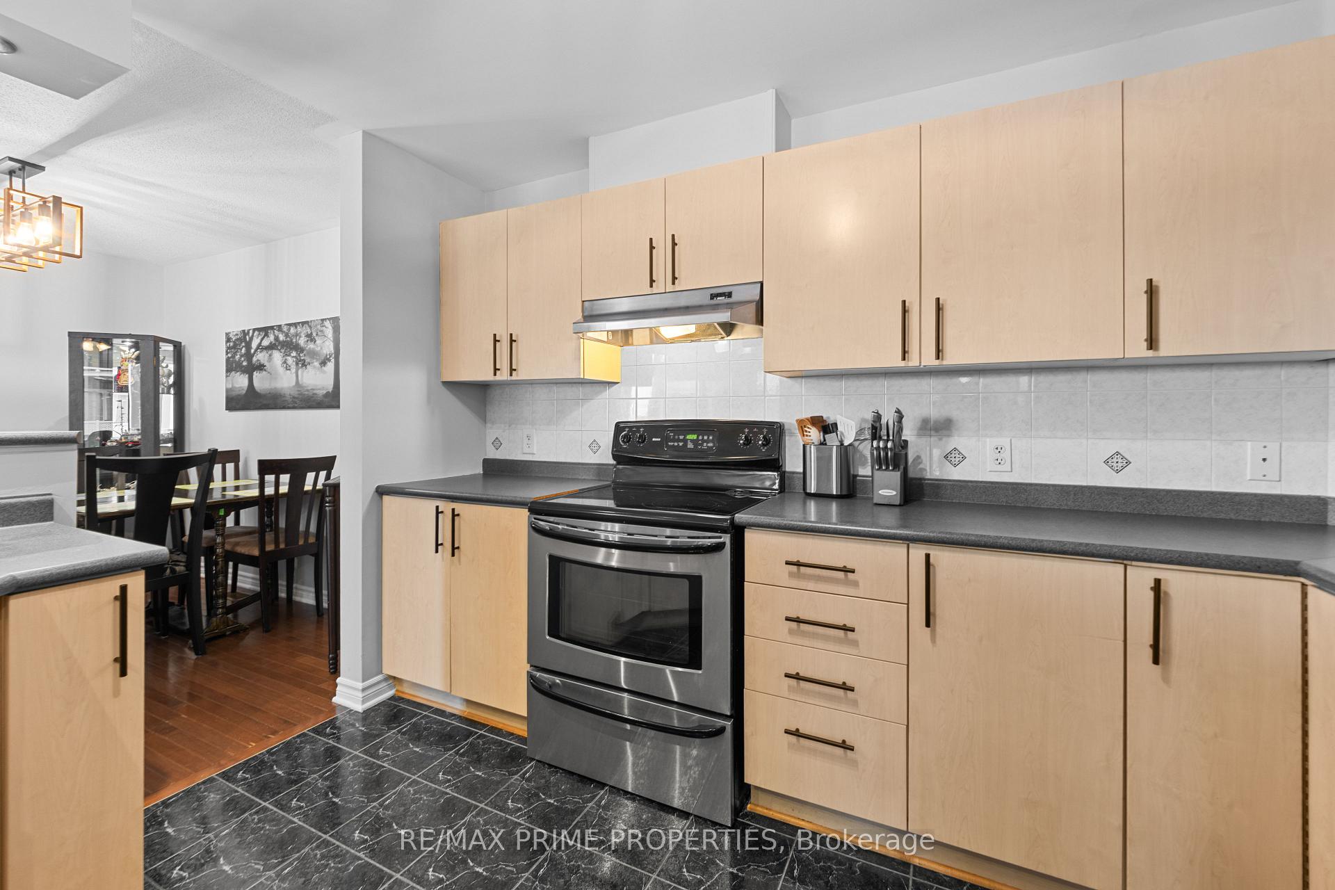 Photo 9 of Unit 117, 3265 St Joseph Boulevard, Ottawa, Bilberry Creek/Queenswood Heights — HOMEH