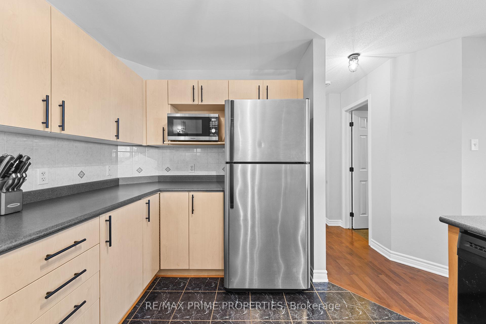 Photo 10 of Unit 117, 3265 St Joseph Boulevard, Ottawa, Bilberry Creek/Queenswood Heights — HOMEH