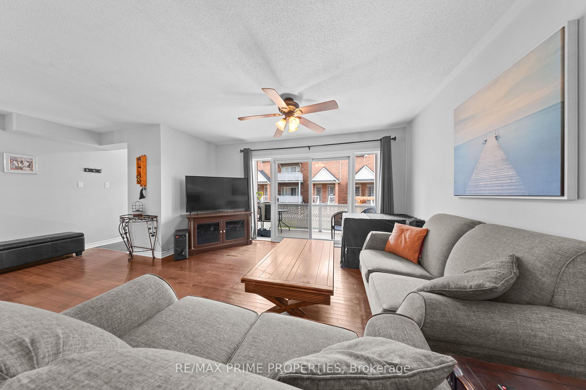 Photo 12 of Unit 117, 3265 St Joseph Boulevard, Ottawa, Bilberry Creek/Queenswood Heights — HOMEH