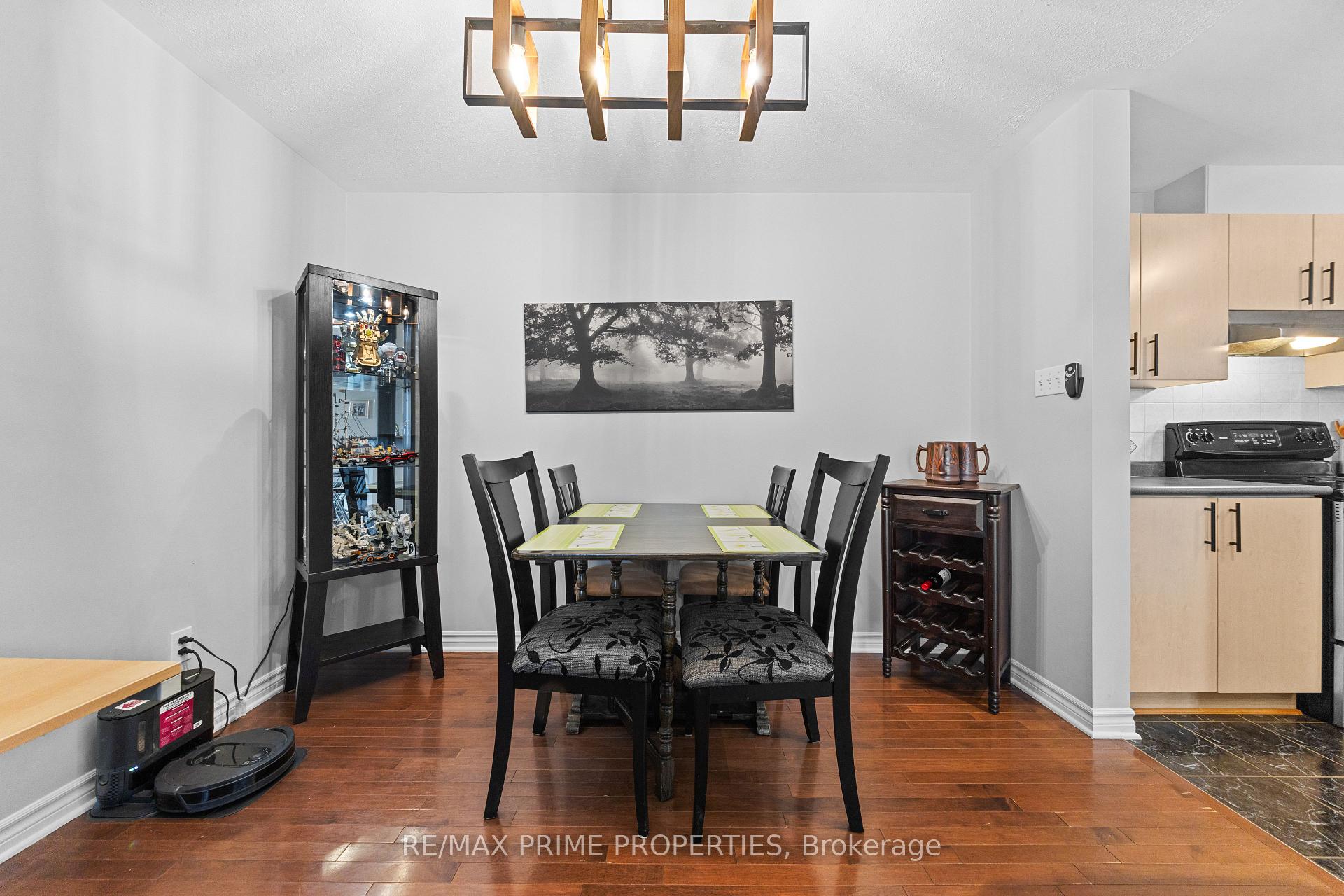Photo 17 of Unit 117, 3265 St Joseph Boulevard, Ottawa, Bilberry Creek/Queenswood Heights — HOMEH