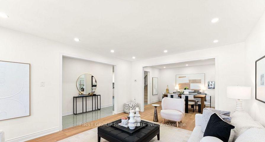 Photo 4 of Unit Main, 3193 Cawthra Road, Mississauga, Applewood — HOMEH