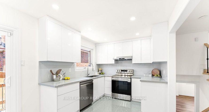 Photo 12 of Unit Main, 3193 Cawthra Road, Mississauga, Applewood — HOMEH