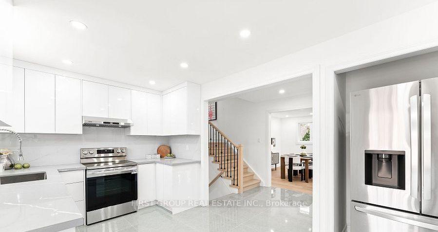 Photo 13 of Unit Main, 3193 Cawthra Road, Mississauga, Applewood — HOMEH