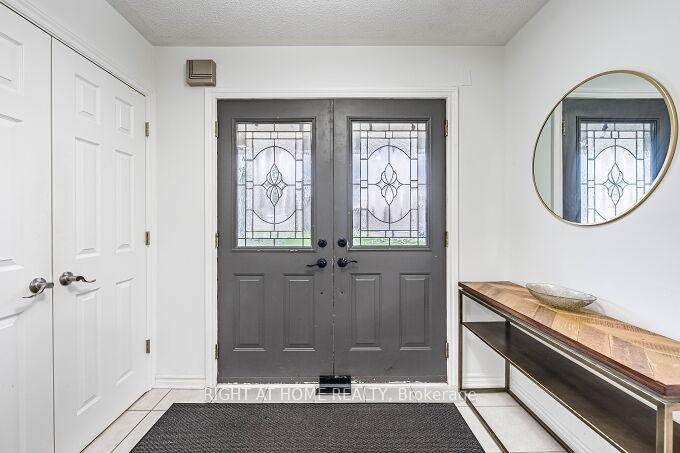 Photo 4 of 2 Catherwood Lane, Clarington, Newcastle — HOMEH