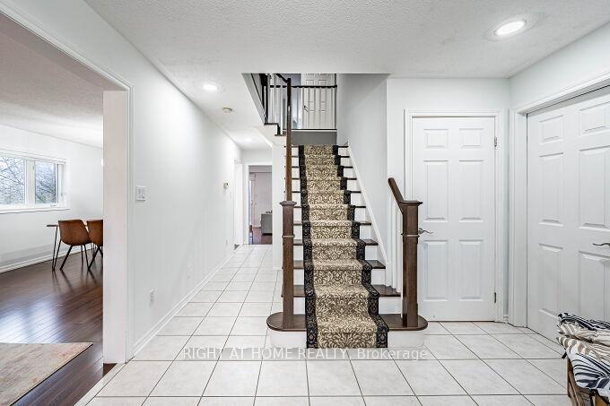 Photo 5 of 2 Catherwood Lane, Clarington, Newcastle — HOMEH