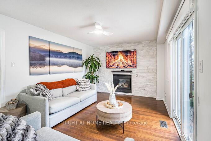 Photo 12 of 2 Catherwood Lane, Clarington, Newcastle — HOMEH