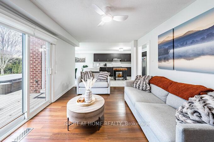 Photo 14 of 2 Catherwood Lane, Clarington, Newcastle — HOMEH