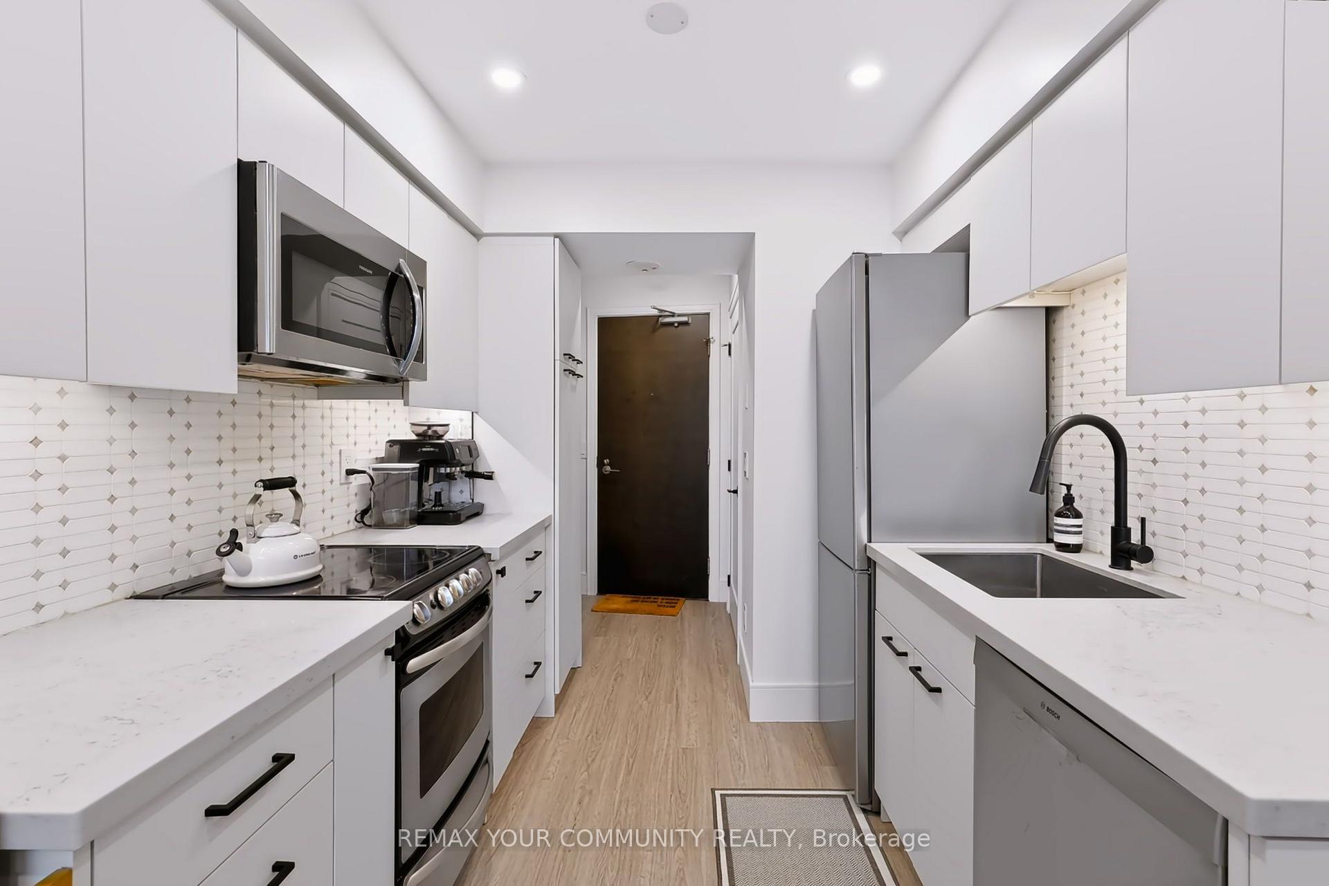 Photo 5 of Unit 402, 50 Lynn Williams Street, Toronto, Niagara — HOMEH