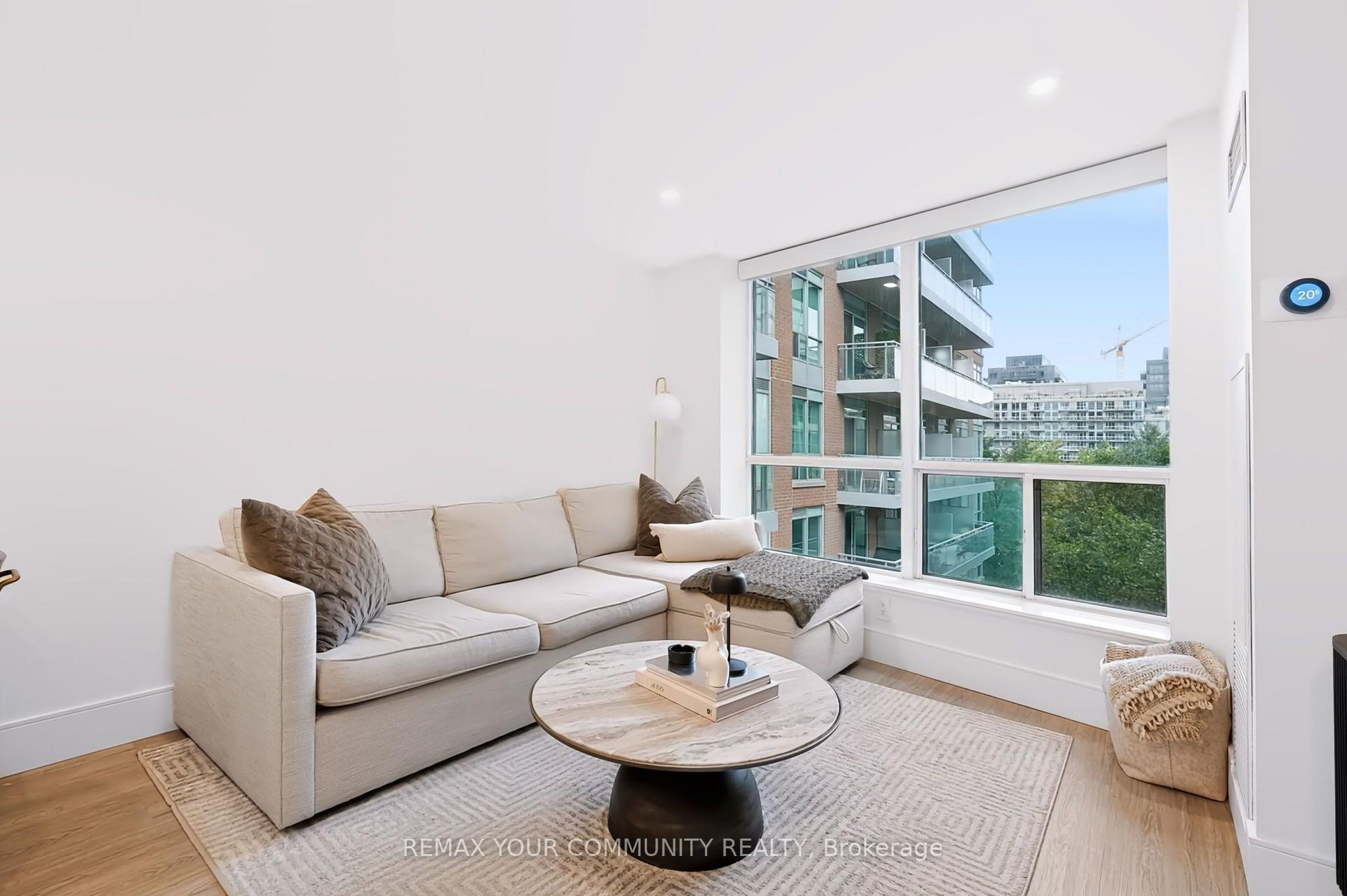 Photo 11 of Unit 402, 50 Lynn Williams Street, Toronto, Niagara — HOMEH