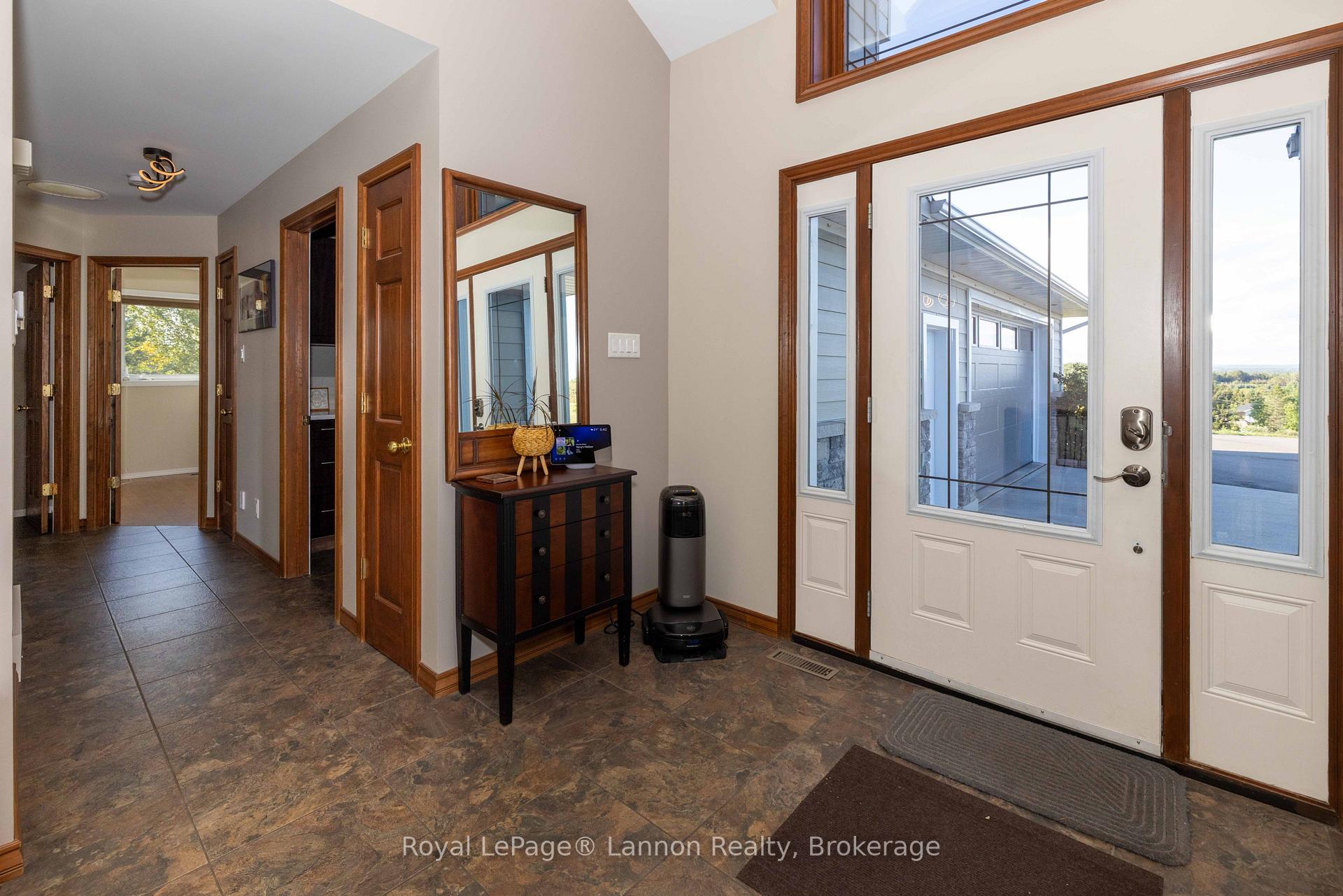 Photo 25 of 401 Barrie Drive, Oliver Paipoonge, Kakabeka Falls — HOMEH