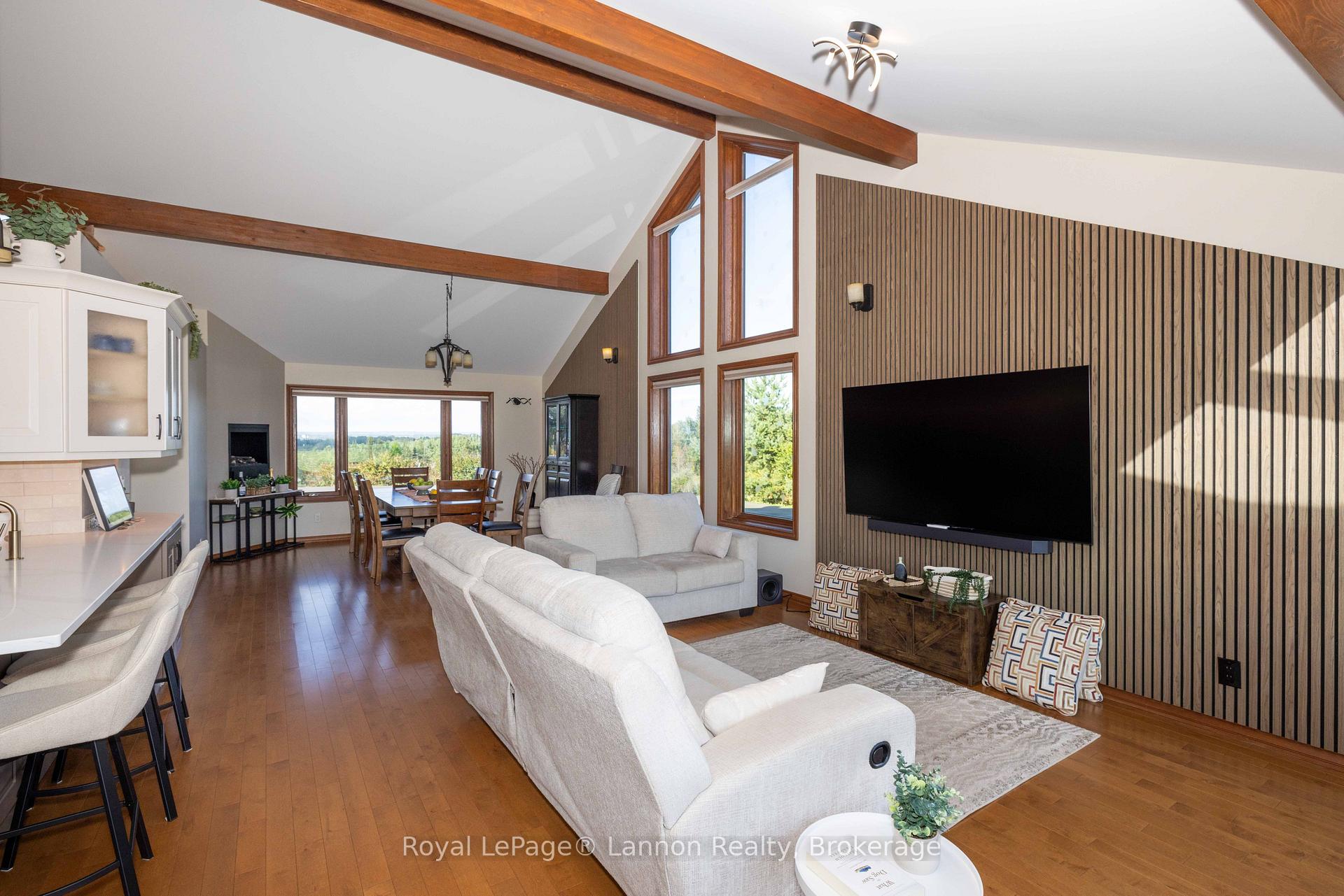 Photo 38 of 401 Barrie Drive, Oliver Paipoonge, Kakabeka Falls — HOMEH