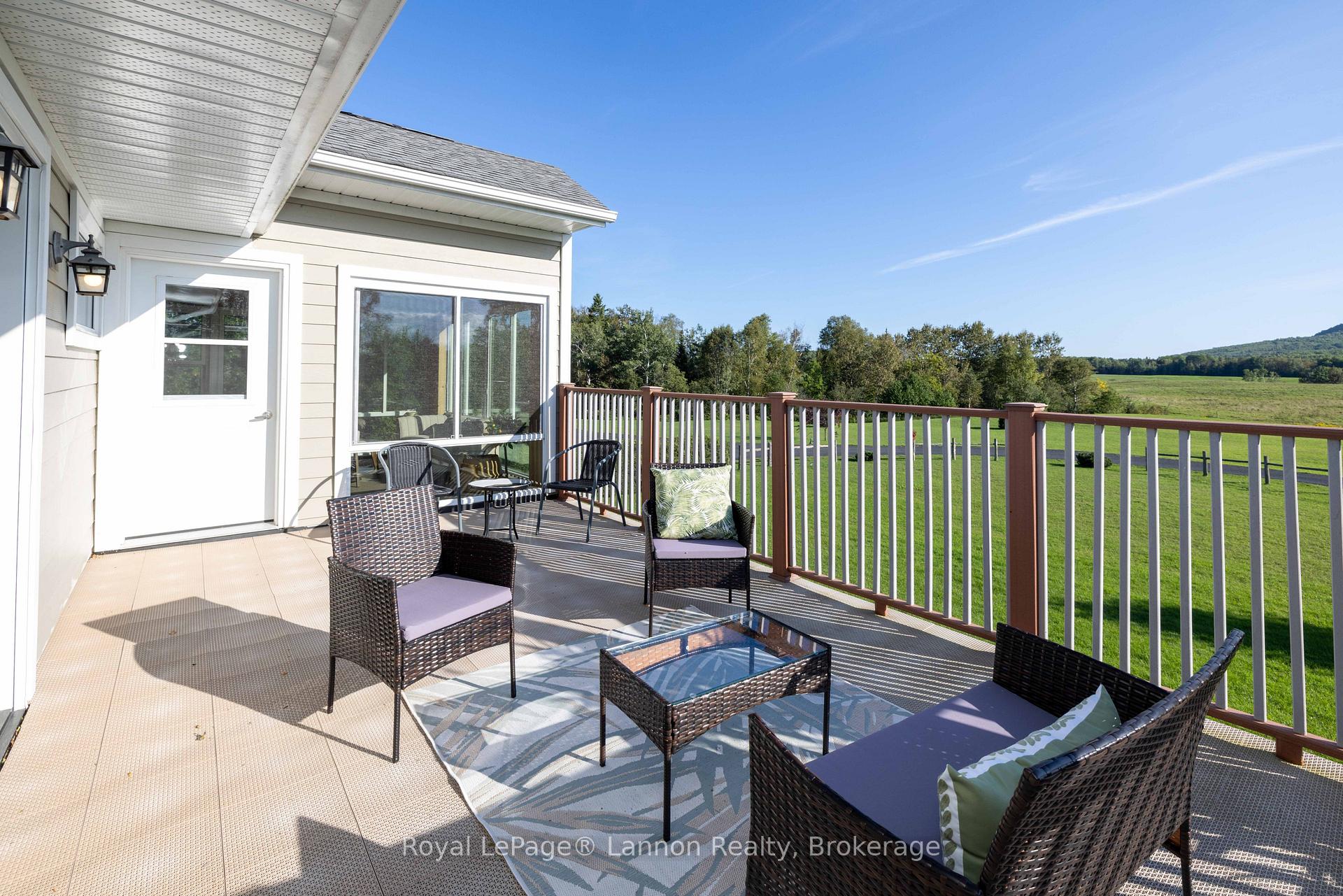 Photo 55 of 401 Barrie Drive, Oliver Paipoonge, Kakabeka Falls — HOMEH